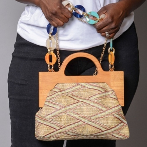 Multi Khaki Lattice Pattern Woven Clutch Bag (10.5"x3"x7") Wooden Handle Drop - Picture 11 of 13